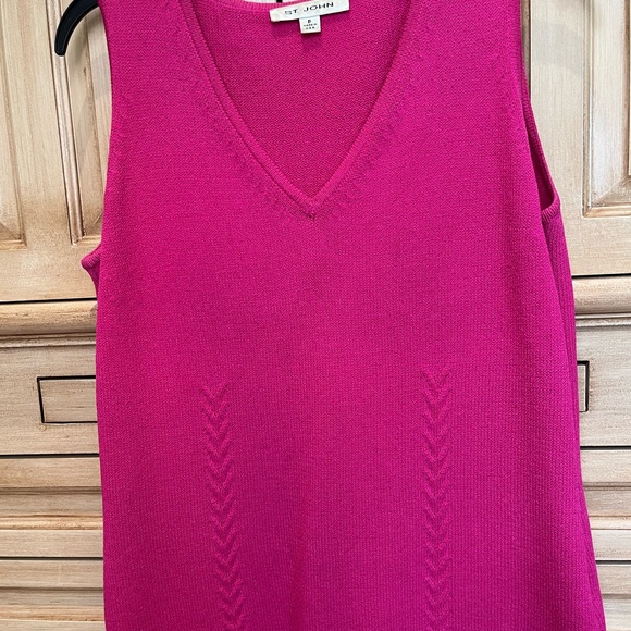 St John sleeveless shocking pink shell size P - Picture 1 of 3